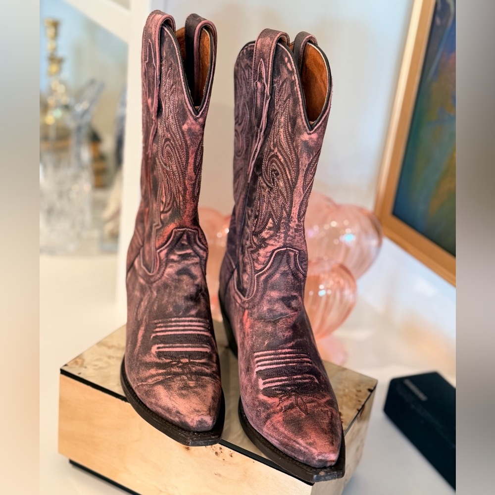 Dan Post Pink Distressed Leather Cowboy Boots Size 6.5 Western Snip Toe - Picture 4 of 12